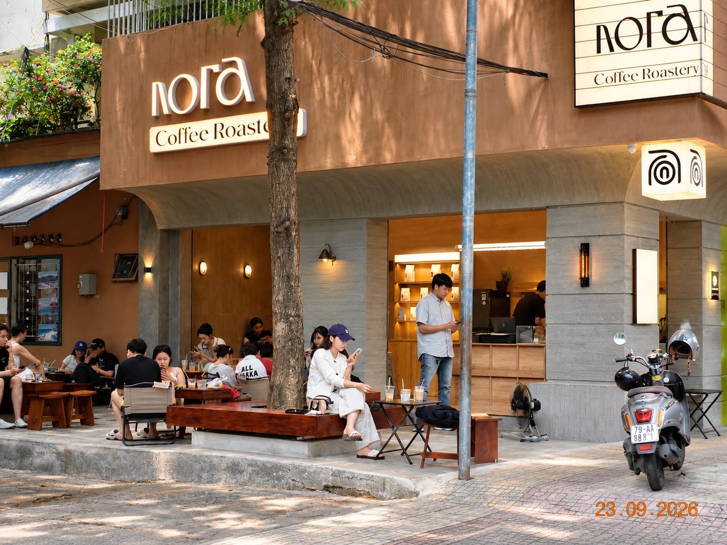 Nora Coffee Roastery — уютный кофе на воздухе в Нячанге