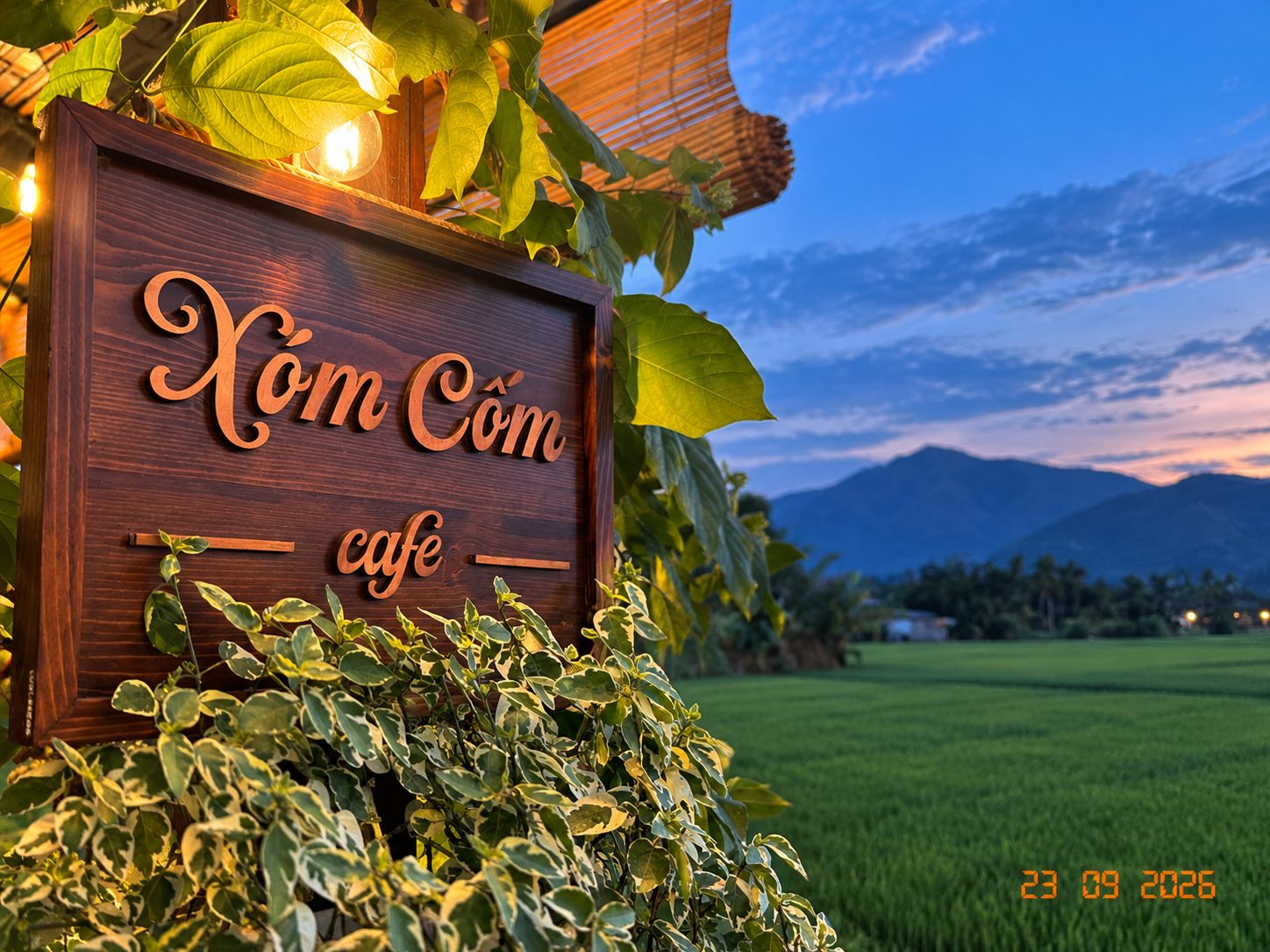 Xóm Cốm Coffee — кофейня на рисовых полях в Нячанге